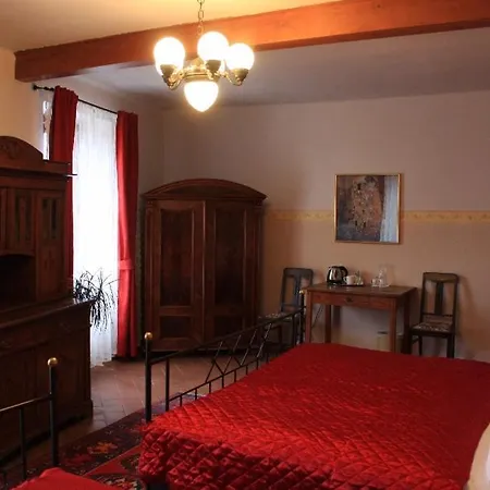 Barbakan Szálloda 3*