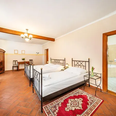 Barbakan ホテル 3*