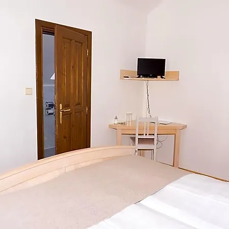 Barbakan 3*